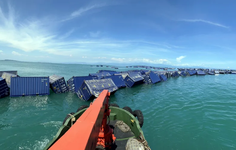 海运集装箱船在高雄淹没原因曝光